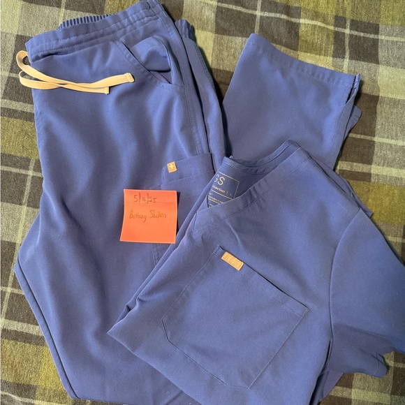 Women’s Figs winning blue - Picture 2 of 2